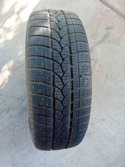 Vand cauciucuri 185 60 14 all season tigar
