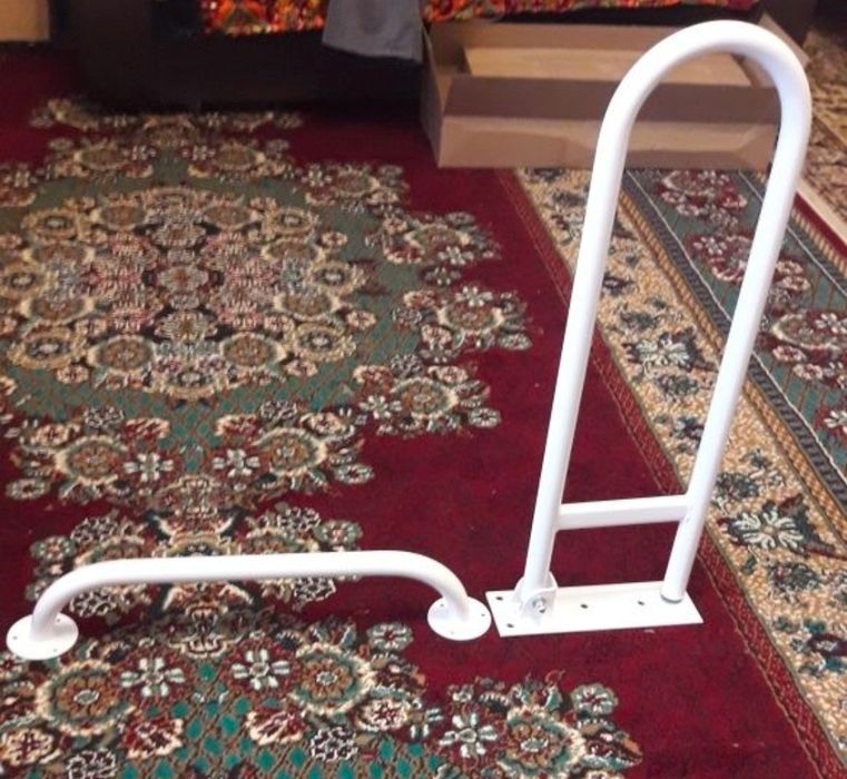 Держатели для ванны и туалета