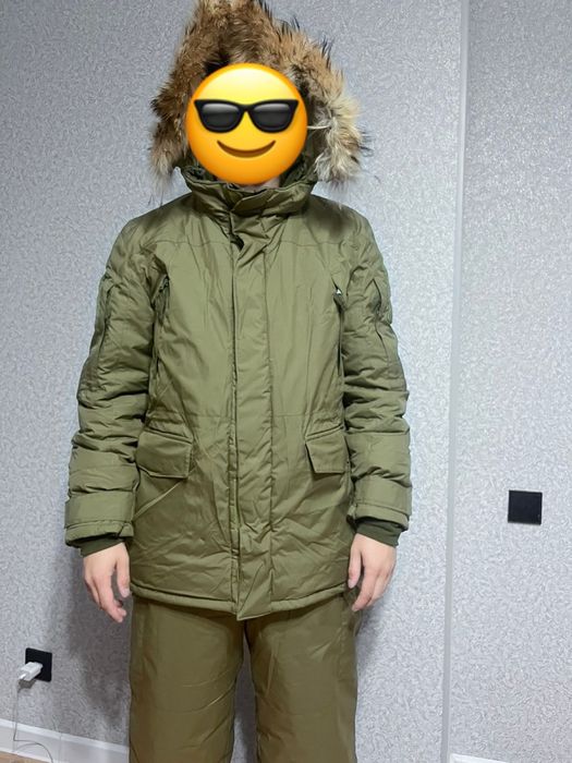 Үсті астымен қысқы куртка сатамын