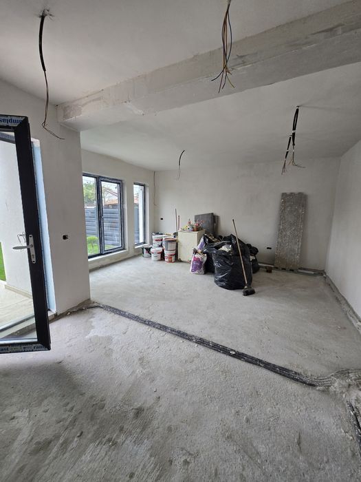 Casa P+1  in Craiova  / Toate Utilitățile