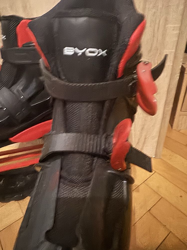 Kangoo Jump L (36-38) 40-60kg Червен