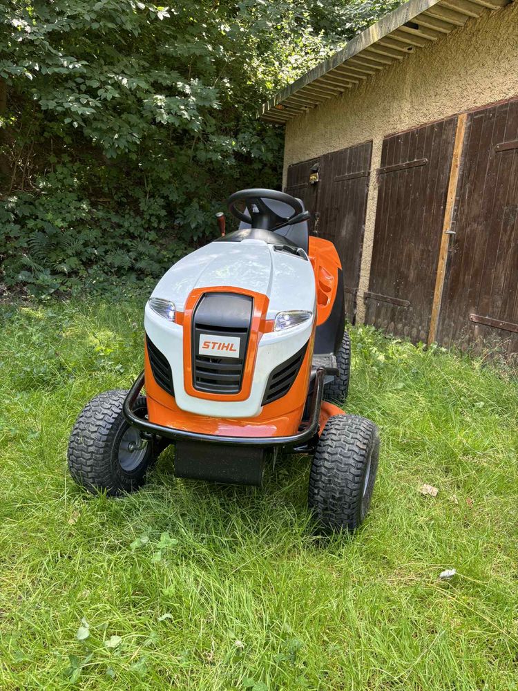 ЧИСТО НОВА! Тракторна косачка STIHL RT 5097