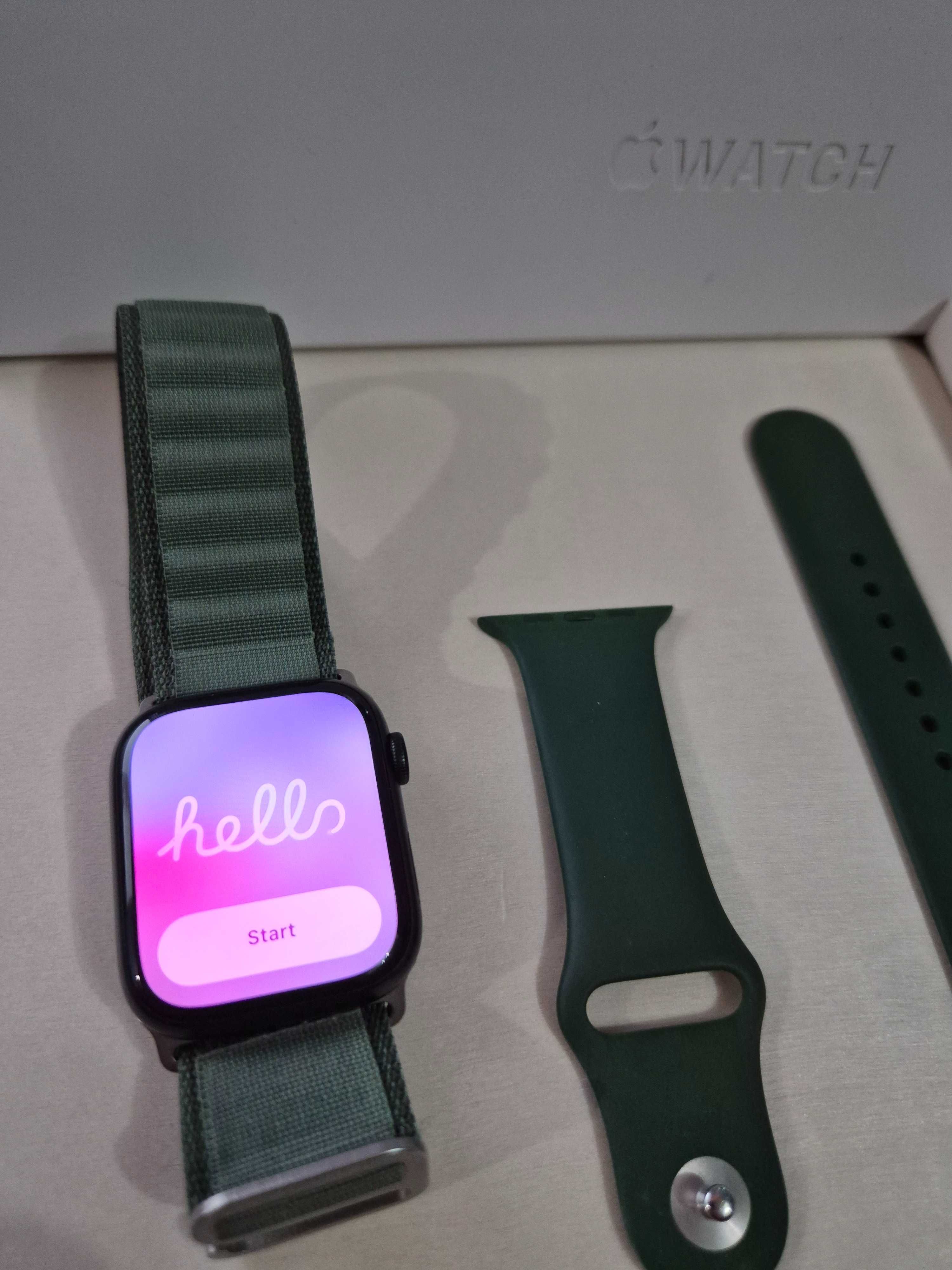 Комплект iPhone 13 mini 128 GB + Apple Watch Series 7 45 mm green