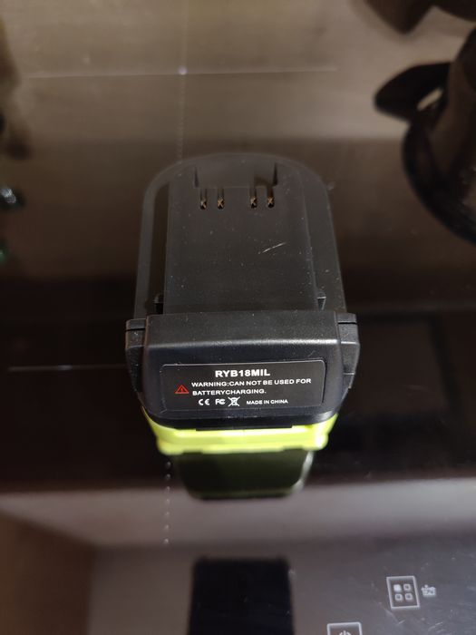 Adaptor baterie 18V Ryobi la Milwaukee 18V
