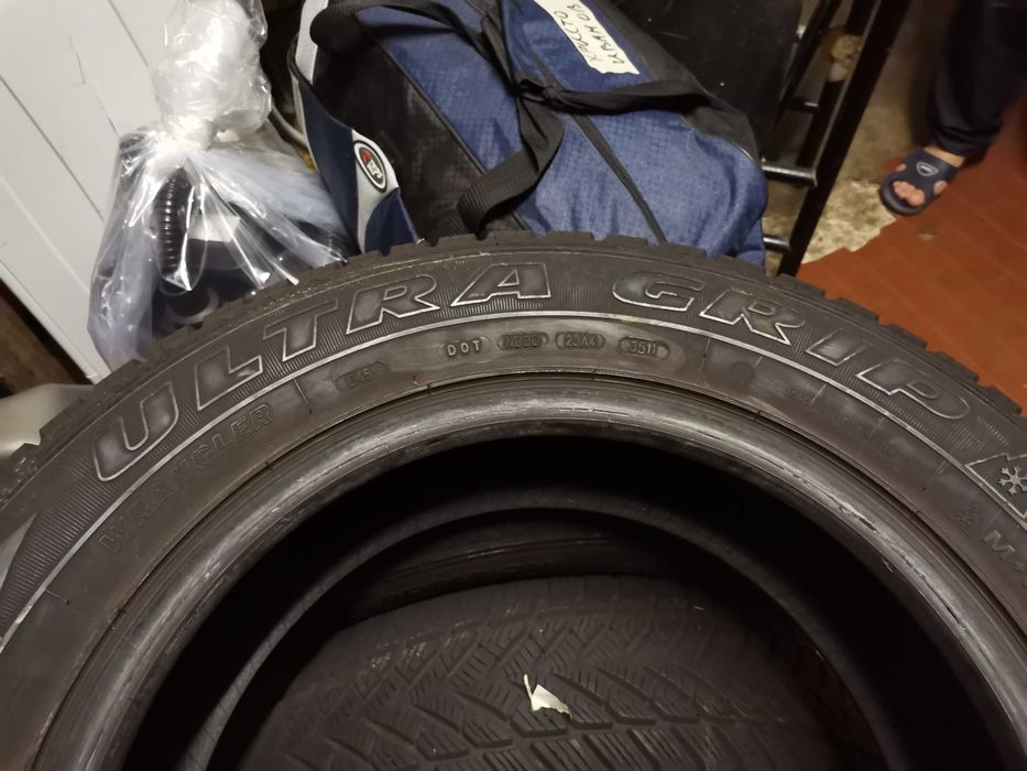 Зимни гуми за джип/Goodyear UltraGrip Performance+ SUV 225/65 R17 102H