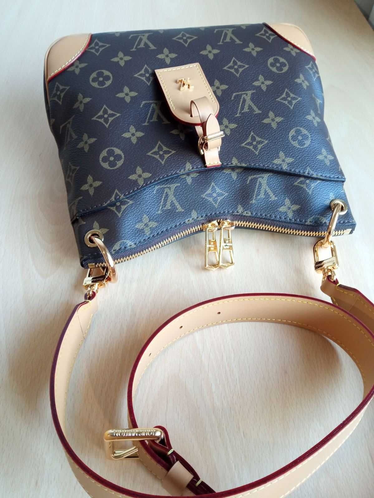 Louis Vuitton Дамска стилна и функционална Чанта Монограм