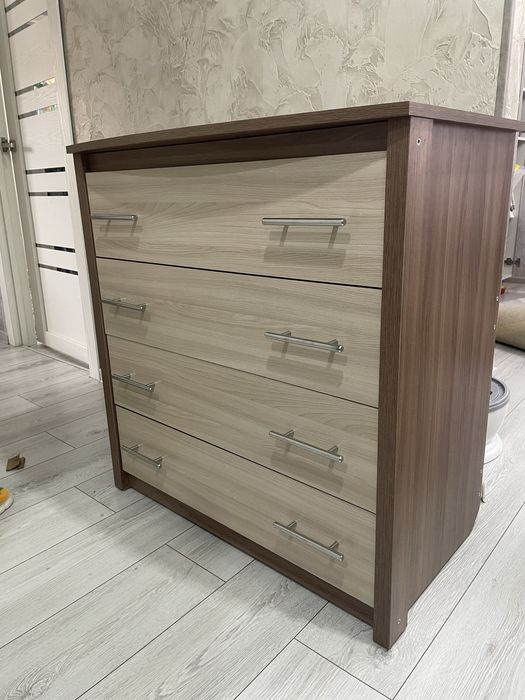 Продам комод срочно