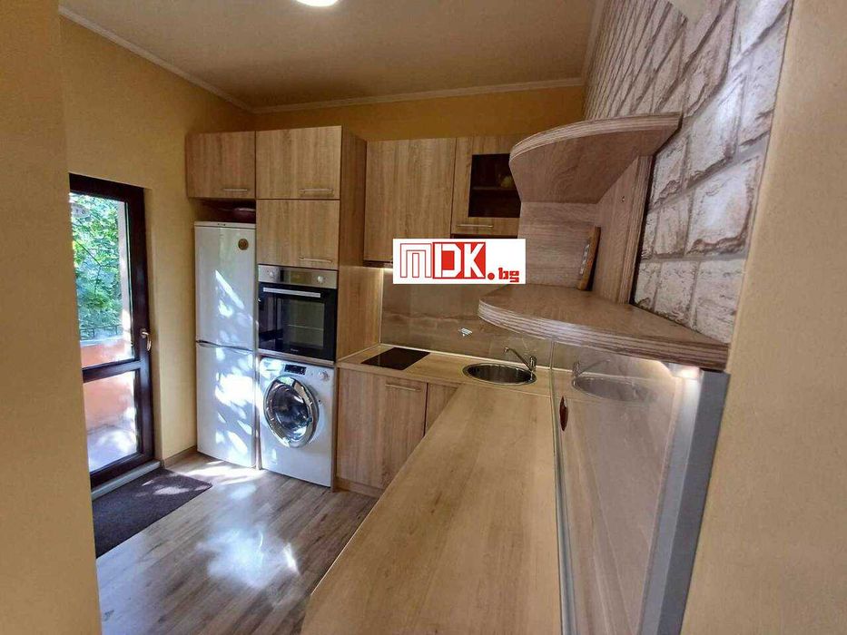 Продава се Тристаен апартамент в Пловдив, Съдийски - 101 кв.м за 1040 €/кв.м - Снимка #4