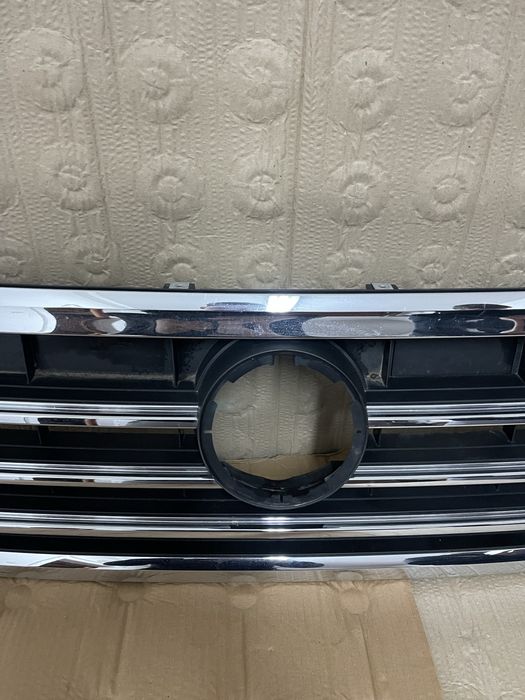 Grila centrala Vw Touareg 3 CR 2018-2023 cod 760 oe853696 Originala VW