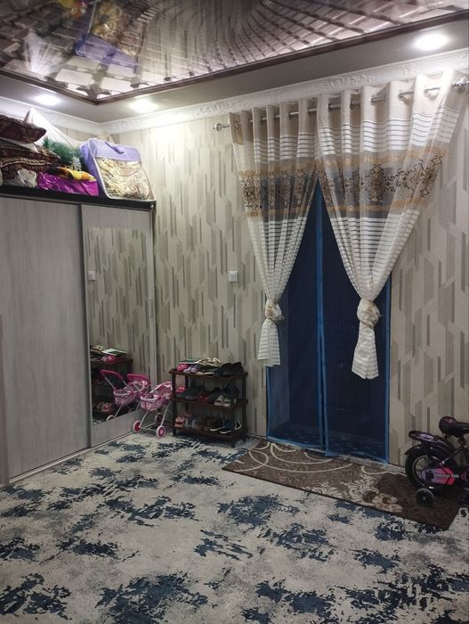 50.5 kv. Zarafwon sh. Istiqlol mfy 5mt 1-uy 79 kvartira 1-etaj.