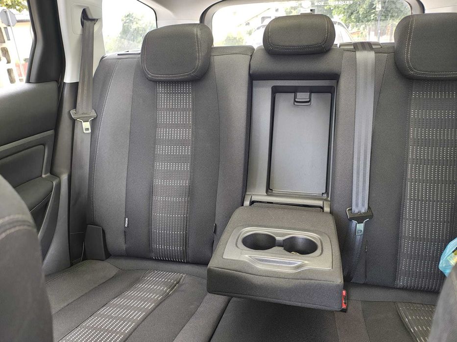 Peugeot 308 SW 2015