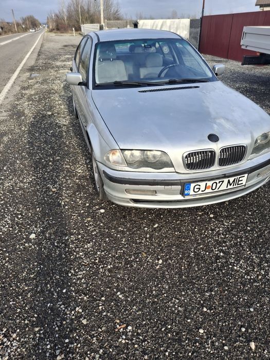 Vând BMW e46 320 136