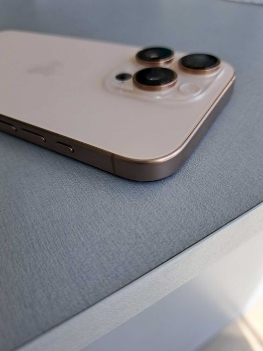 Iphone 16 Pro 128GB  Desert Titanium - 100% Battery