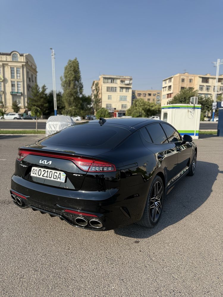 Kia Stinger 3.3 twin turbo 2022