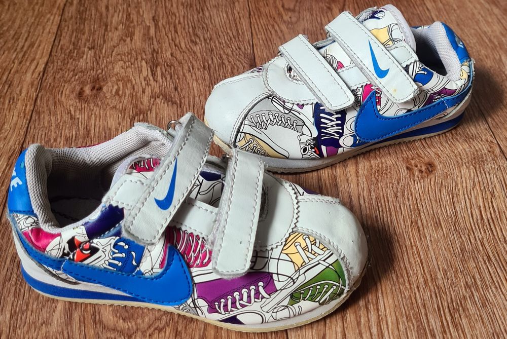 Кроссовки на мальчика в хорошем состоянии Nike Найк