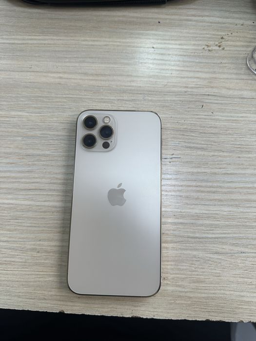 Iphone 12 pro gold