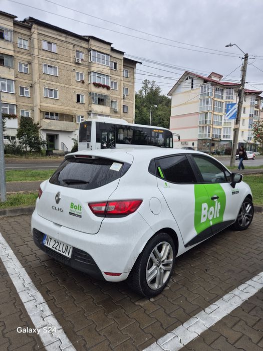 Renault clio pentru bolt