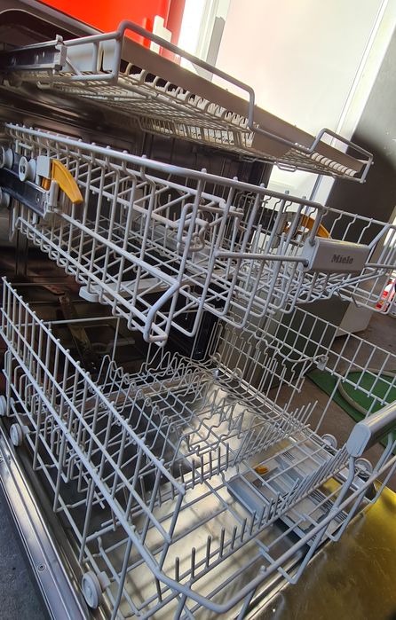 Съдомиялна 60см за пълно вграждане Miele G4280 SCVi A+ 14 к-та