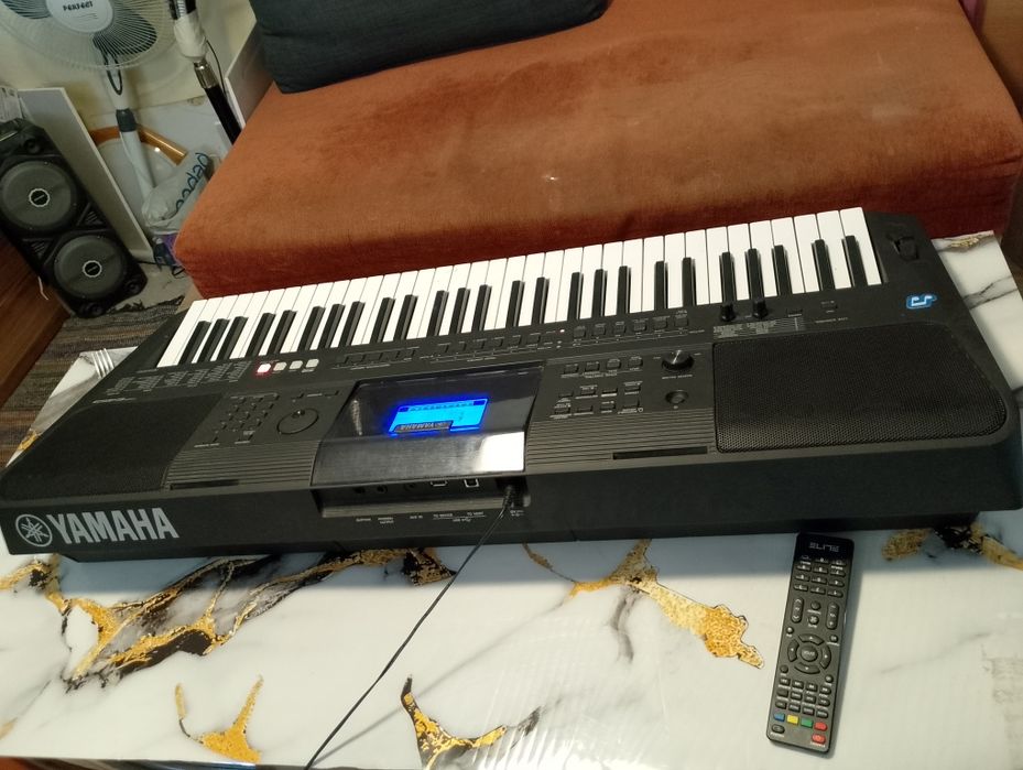 Синтезатор  E453 YAMAHA