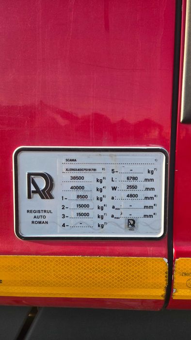 Servicii de inchiriere si transport cu trailer