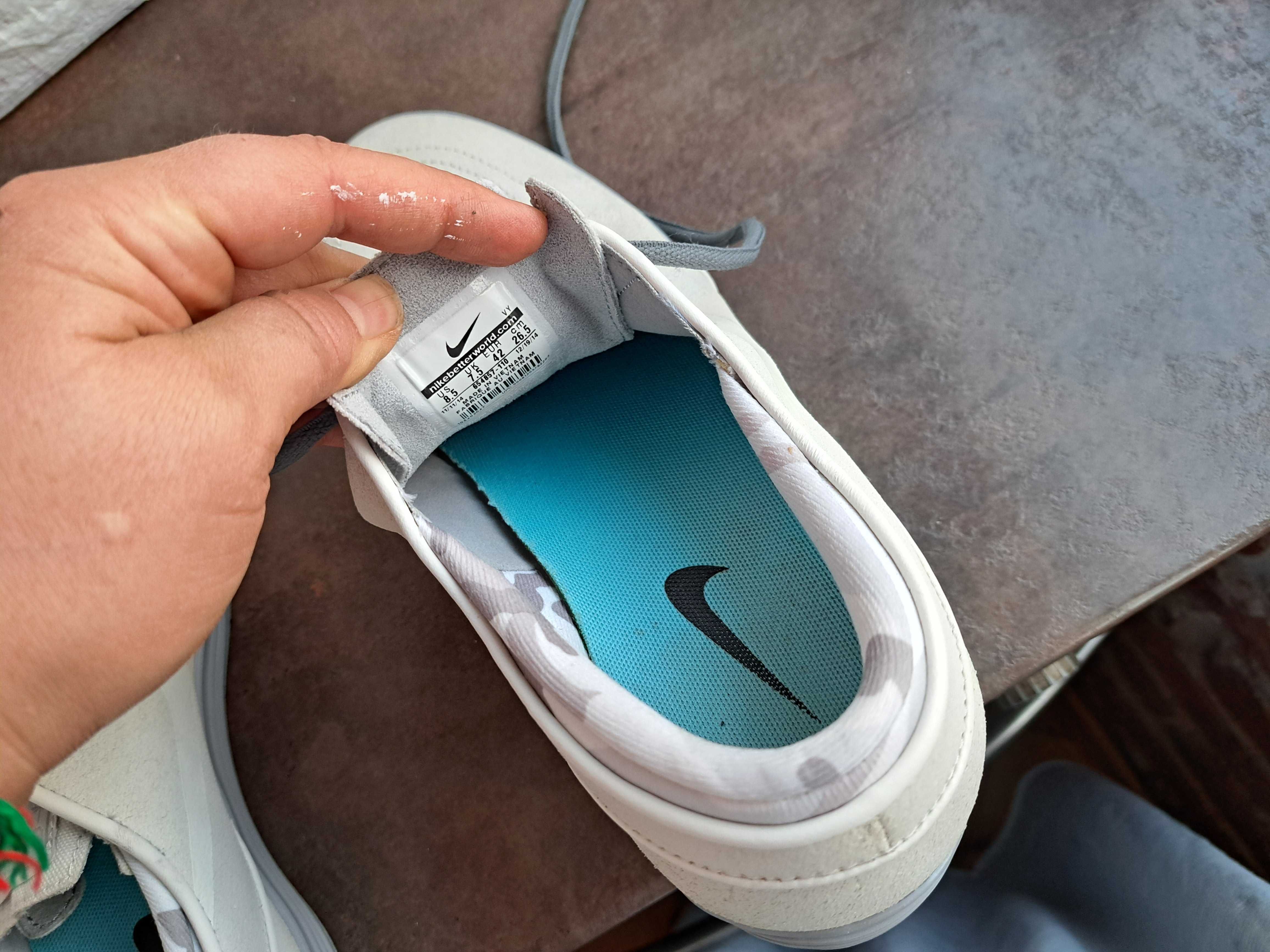 мъжки мокасини,летни обувки,еспадрили,найк
Nike,номер 42