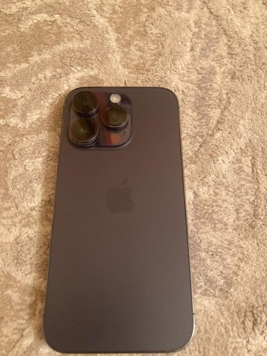iPhone 14 про.
