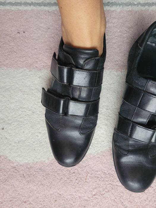 Pantofi Gucci corespunde 37