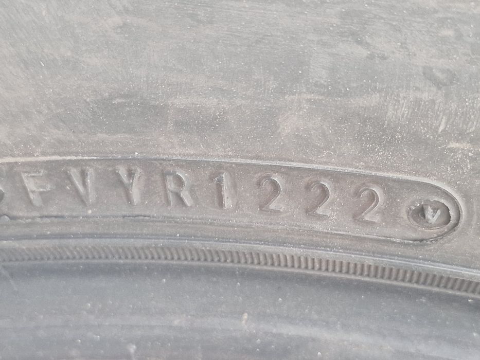 Anvelope 275/50R20 marca Falken, DOT 2022
