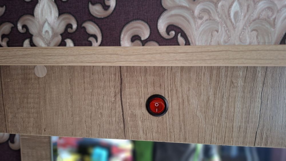 Трюмо-комод с подсветкой