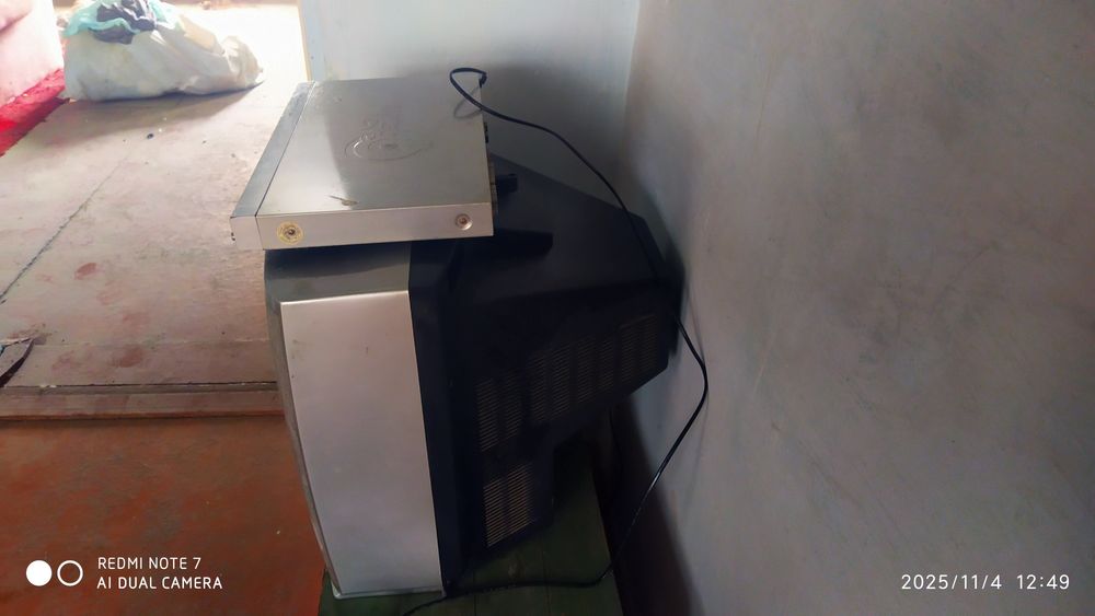 Televizor, dvd player,tunel