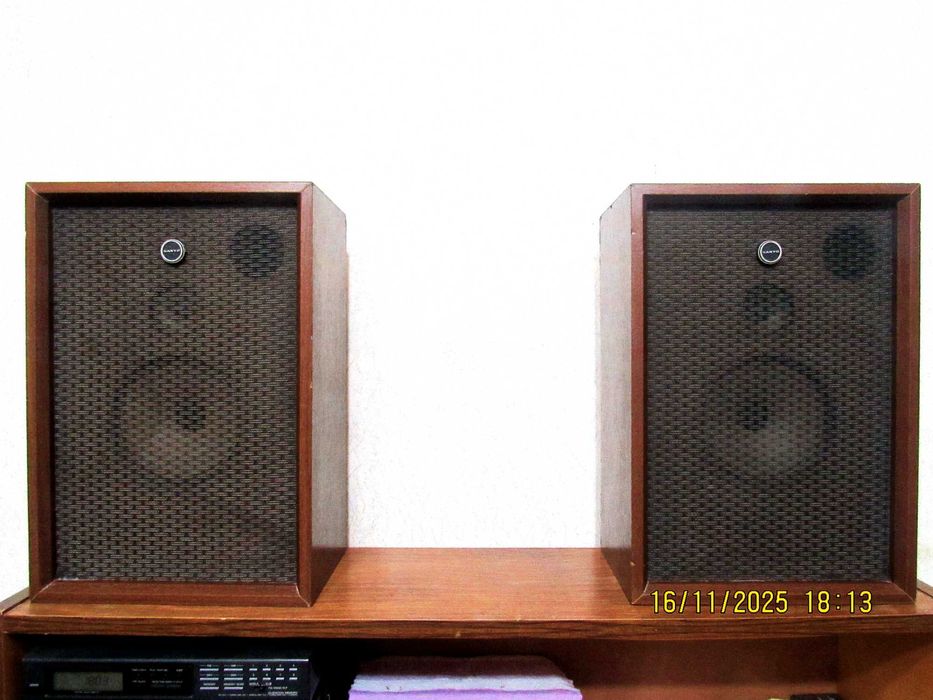 Винилoвый прoигрывaтель «Арткур—003 cтерео» с колонками «Sanyo»