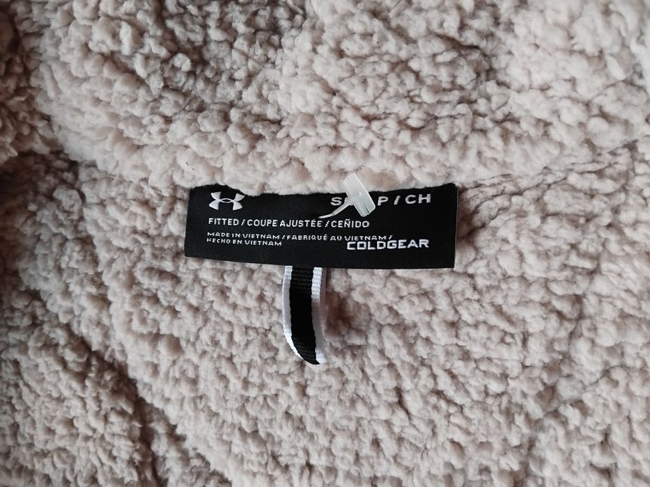 Under Armour  Дамски елек