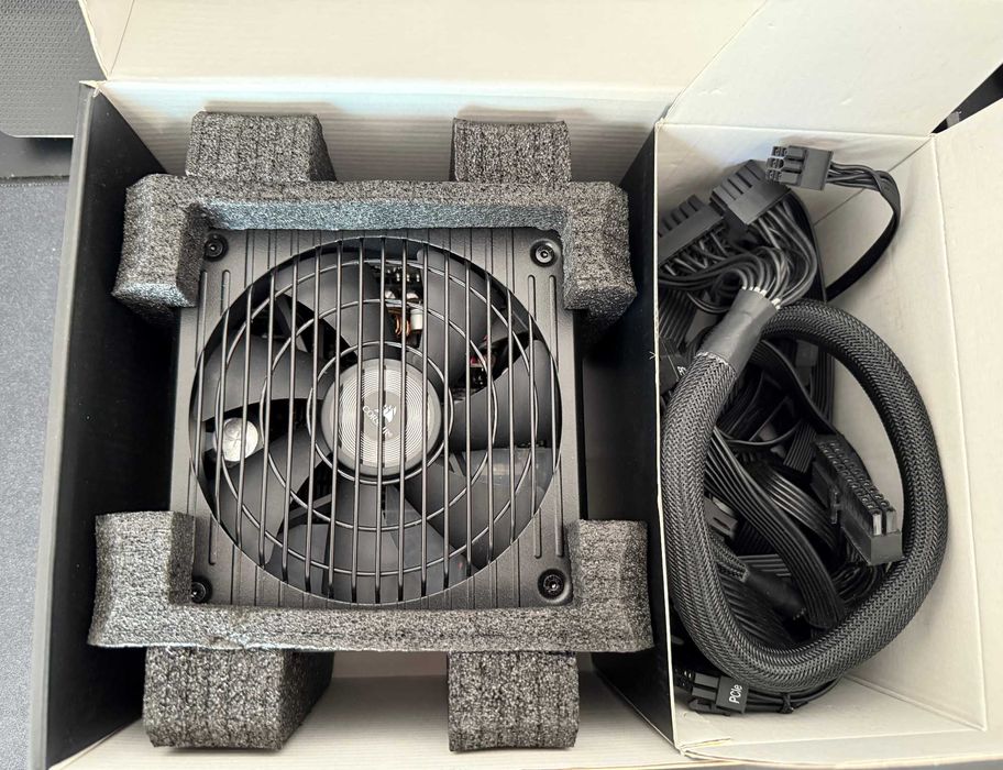 Sursa Corsair RM-650, 80Plus Gold