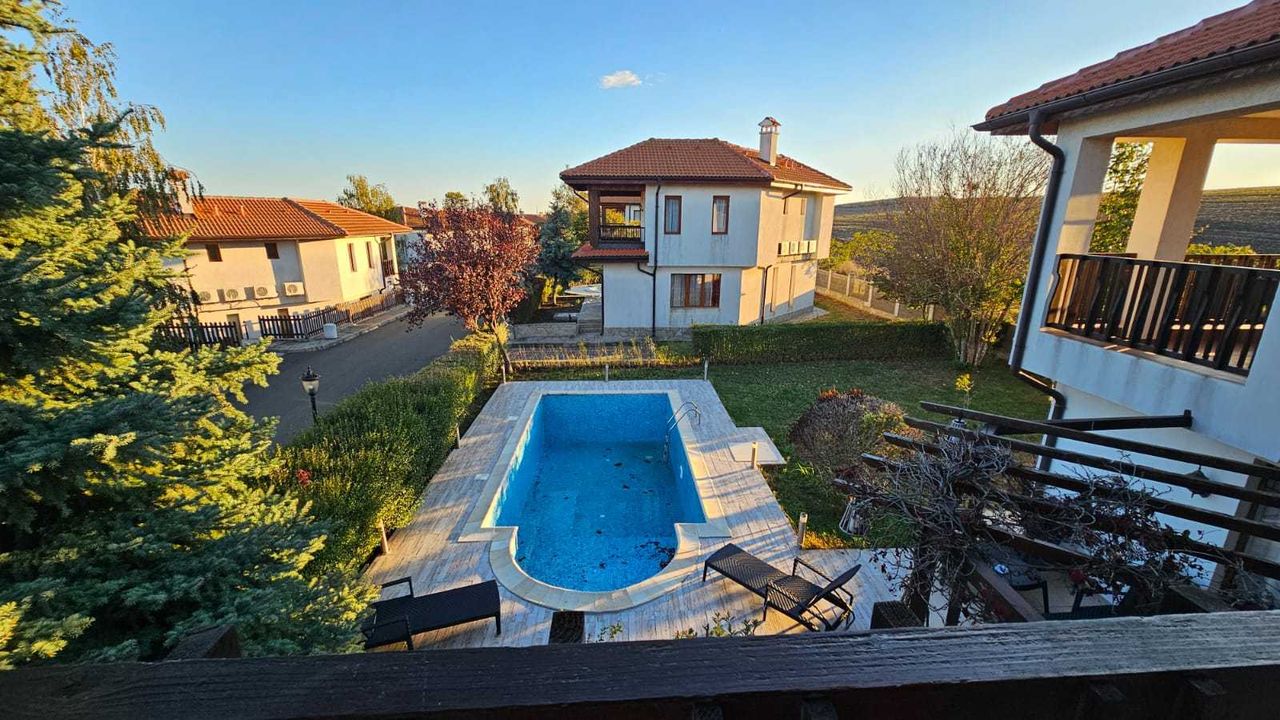 Продава се Къща в Ахелой - 180 кв.м за 1112 €/кв.м - Снимка #21