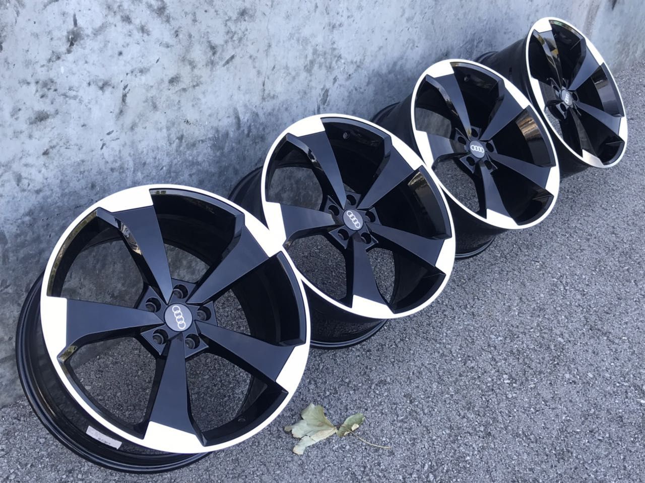 20-Audi New rotor 2024 piano black 9j et34 A4 A5 A6 A7 A8 Q3 Q5 Q7