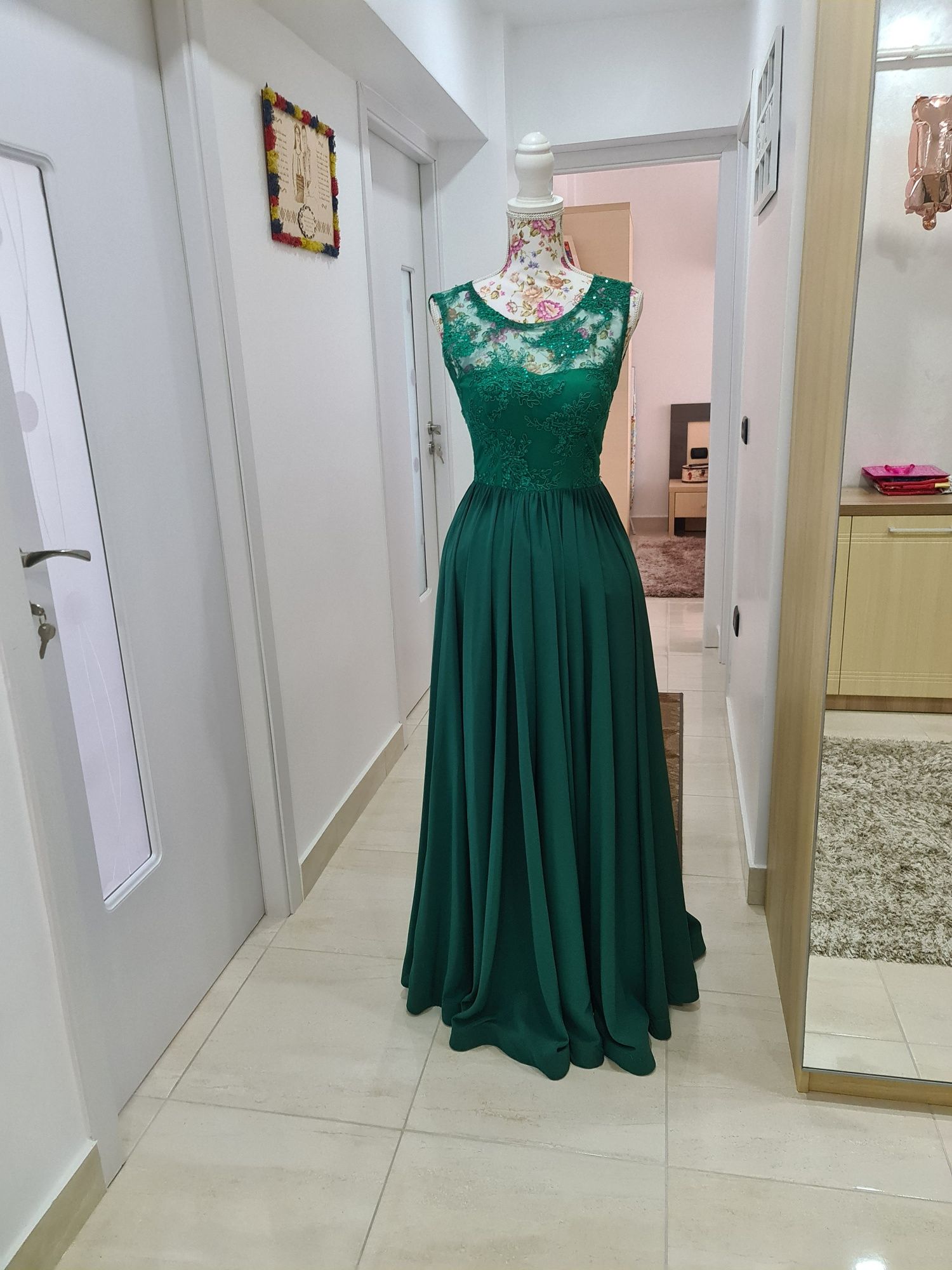 Vand rochie marimea 38