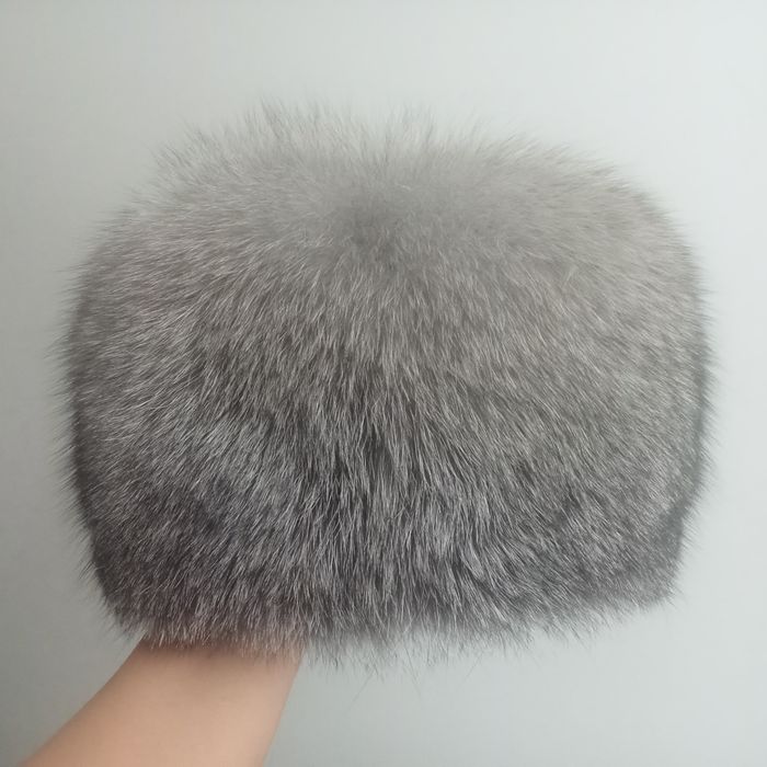 Женский головной убор