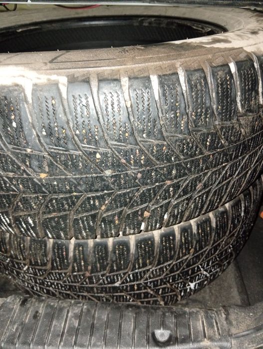 Продам шины 2шт. Triangle 235/60/18