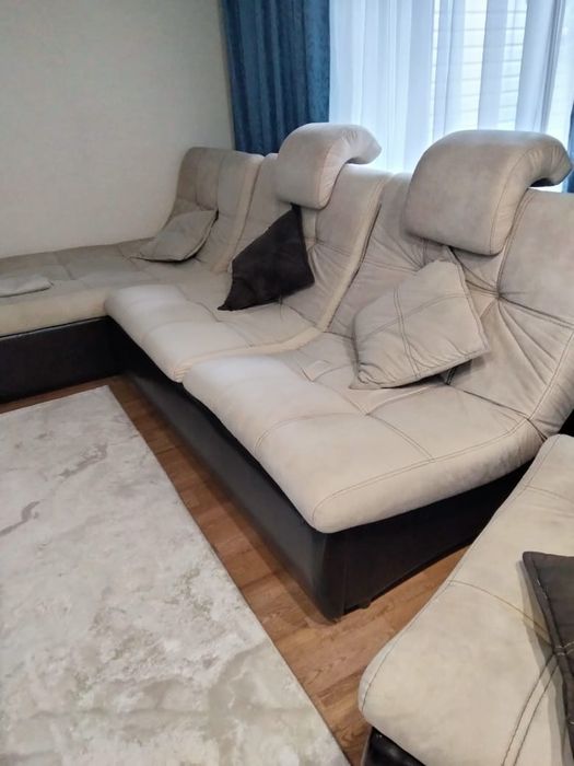 Угловой диван. В отличном состоянии. Продам.