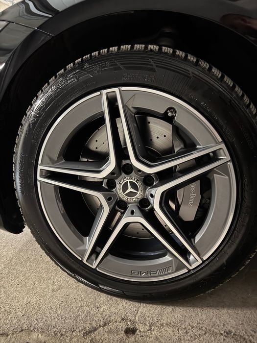 ОРИГИНАЛНИ Джанти за Мерцедес AMG + Чисто нови зимни гуми 255/45/19