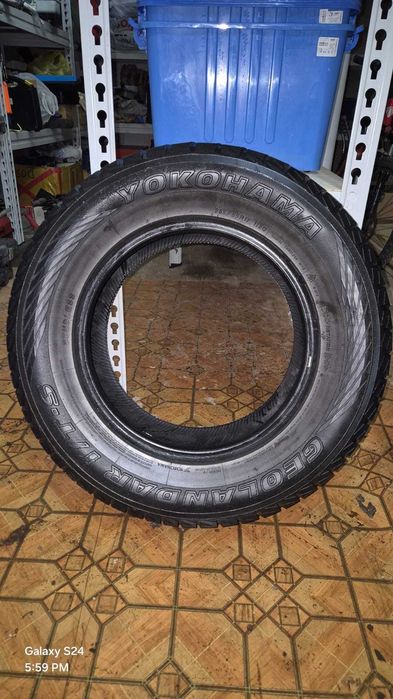 Шины зимние, липучка 265/65 R17