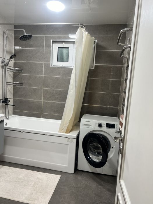 Метро  Айбек. 2. - комн  квартира  Сдаётся