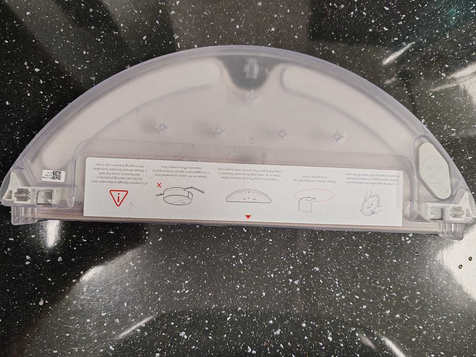 Aspirator robot Roborock E5 – stare foarte bună, funcționează perfect