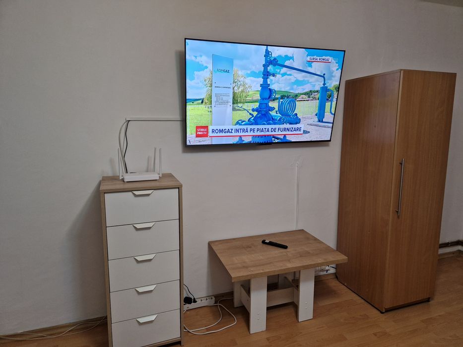 Închiriez apartament 2 decomandate, Rovine, parculet, centrala, et.1