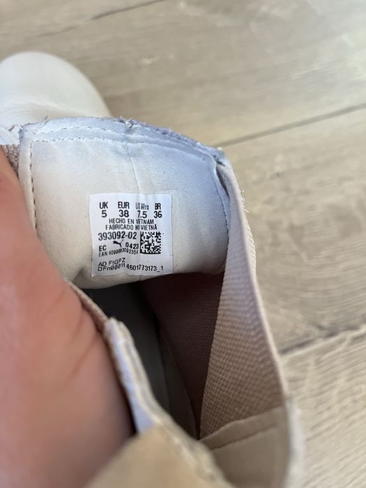 Vând ghete din piele pentru dama Puma marimea 38