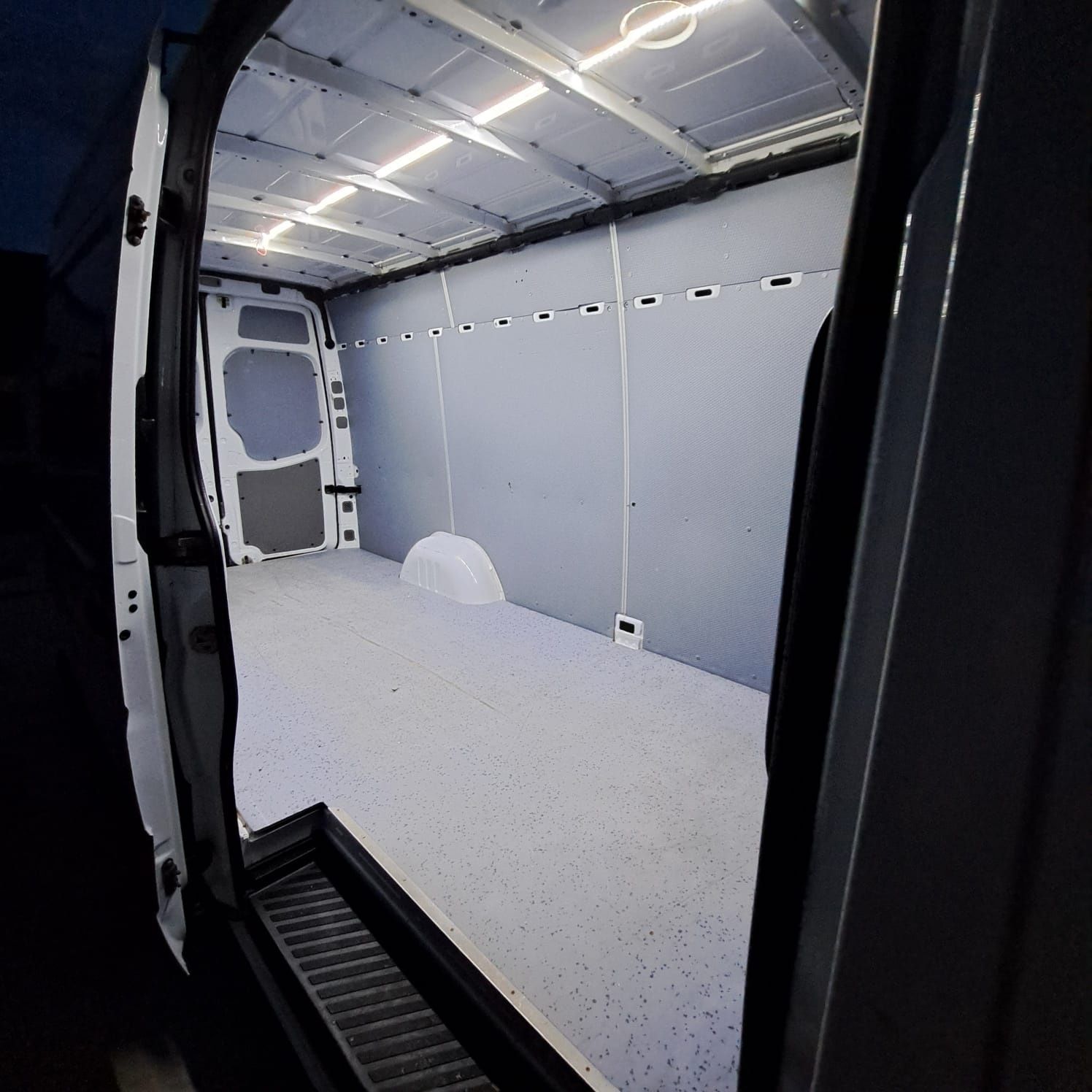 *MERCEDES benz. SPRINTER* LUNG*Motor* 2,2* 163CP**CU DOAR 206mii km‼️