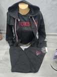 Trening dama Guess