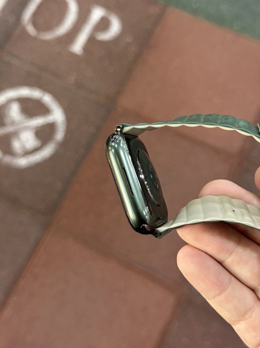 Iphone 15 pro max   iwatch 7
