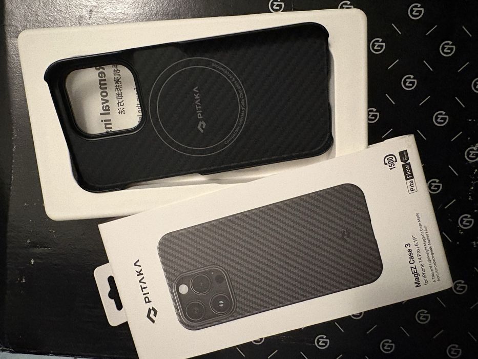 Husă Pitaka MagEZ 3 Iphone 14 Pro