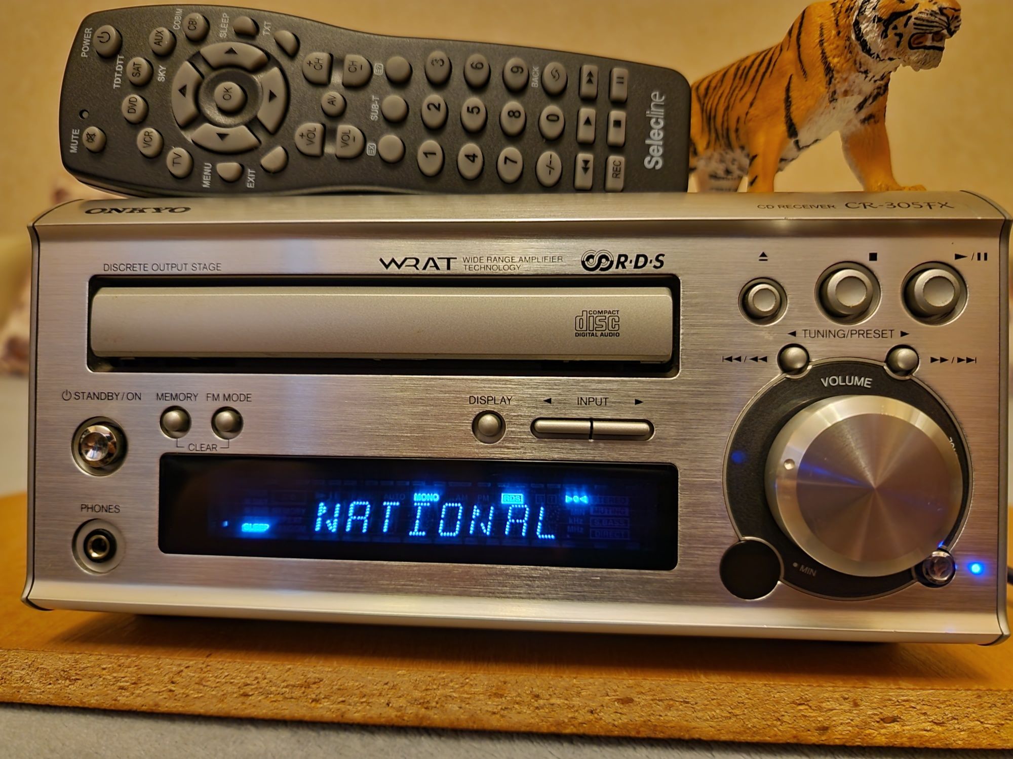 Onkyo CR-305FX. Cd receiver rar. Model deosebit !